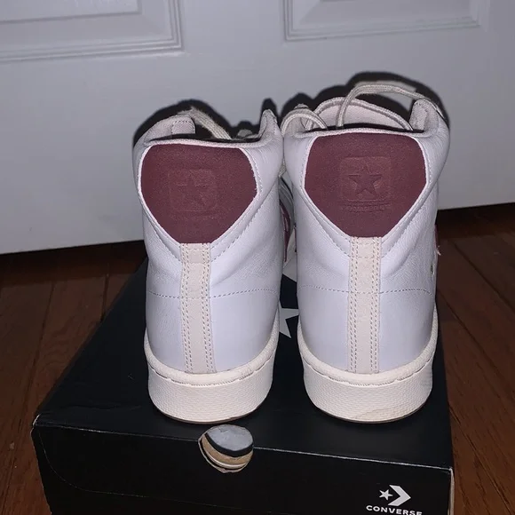 - Converse HI Top sneakers - Picture 6 of 8